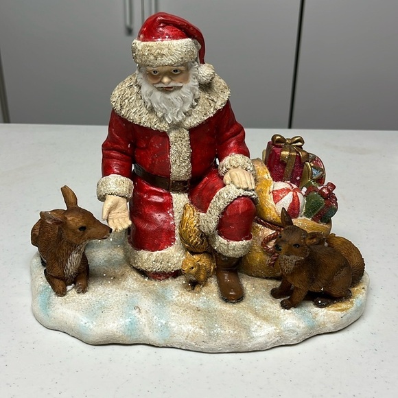 Resin Santa with bag of toys , and reindeer’s - Picture 1 of 7